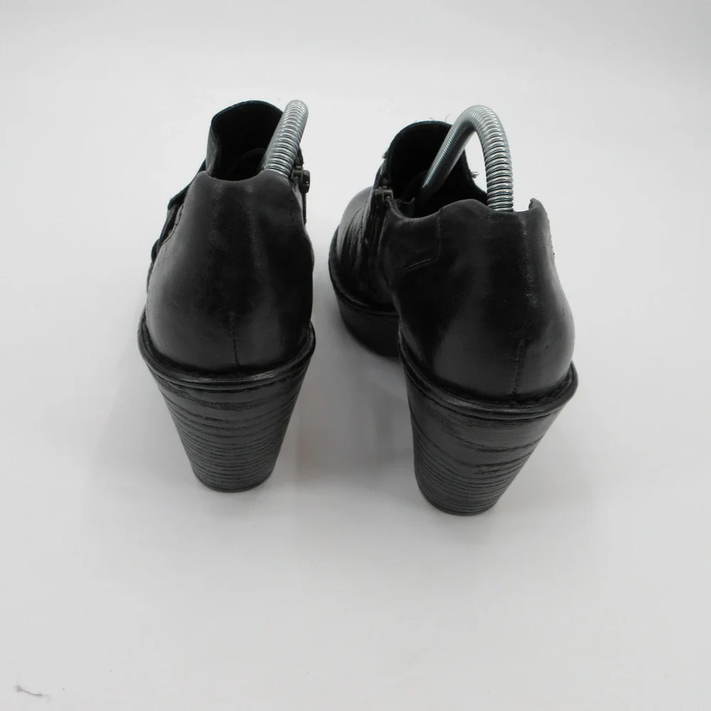 Born Black Leather Platform Ankle Booties Block Heel Shooties D14403 Size 11